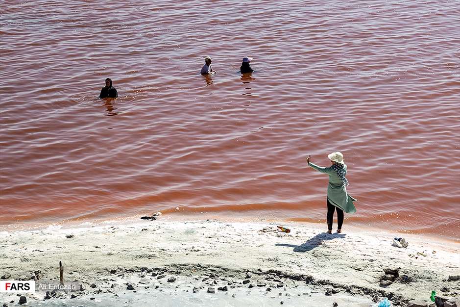 مسافران تابستانی دریاچه ارومیه