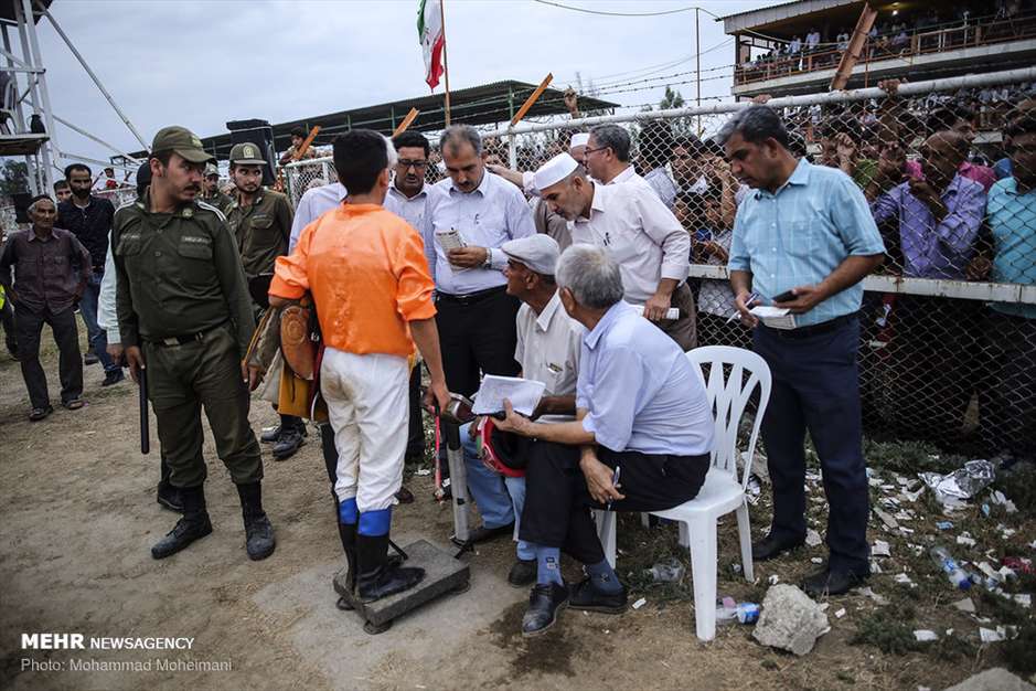 کورس تابستانی سوارکاری بندرترکمن