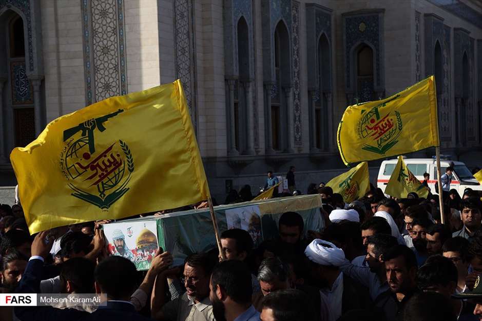 تشیع پیکر شهید مدافع حرم زینبیون در قم