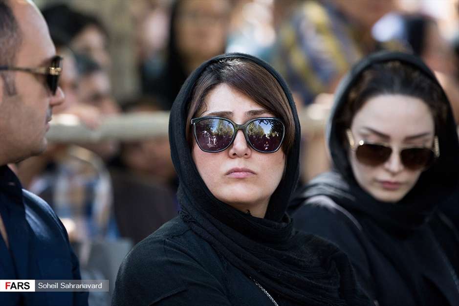 مراسم تشییع آقای بازیگر