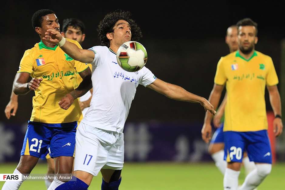 لیگ‎ برترفوتبال/ صنعت نفت ۲ ـ استقلال خوزستان ۲
