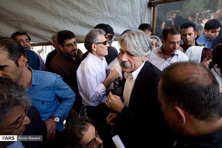 مراسم تشییع آقای بازیگر