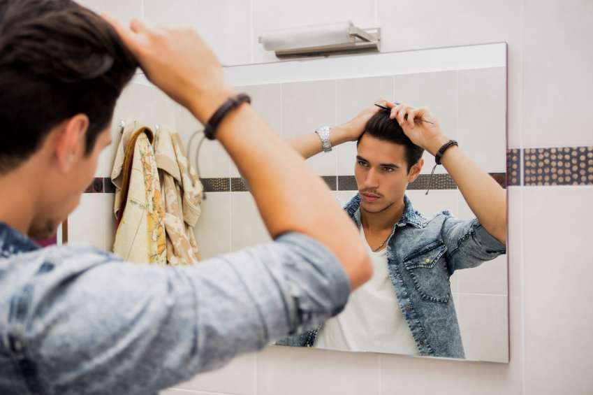 10 نکتهی کاربردی برای مقابله با موهای چرب 10 نکتهی کاربردی برای مقابله با موهای چرب