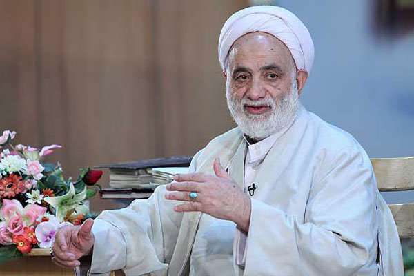تأکید امام حسین(ع) بر نماز اول وقت تأکید امام حسین(ع) بر نماز اول وقت