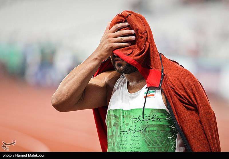 خودزنی در دوومیدانی! خودزنی در دوومیدانی!