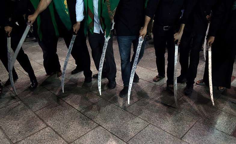 مراسم مشق شمشیر در قم 