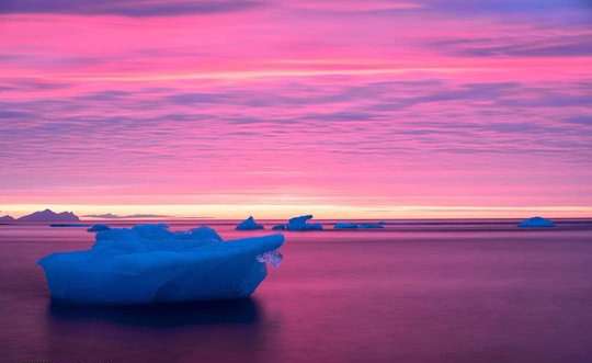 تصاویری از کوهای یخی 