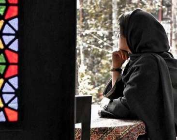 رد پای یک بیگانه در زندگی مشترک رد پای یک بیگانه در زندگی مشترک