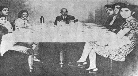 شاهی که خان شد شاهی که خان شد