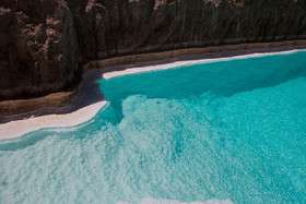 آخرین روزهای تابستان در سرزمین آب های فیروزه‌ای