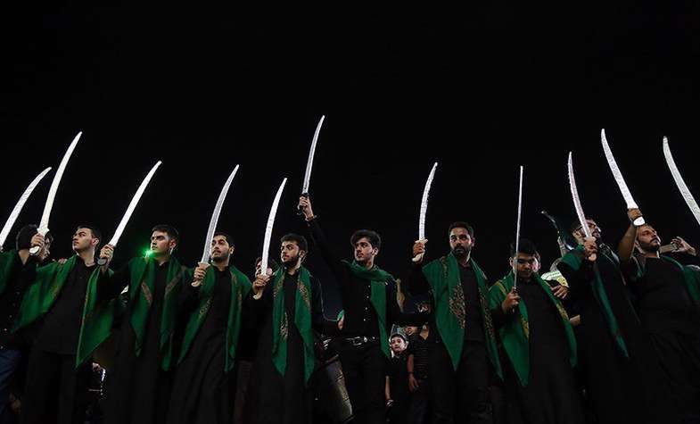 مراسم مشق شمشیر در قم 