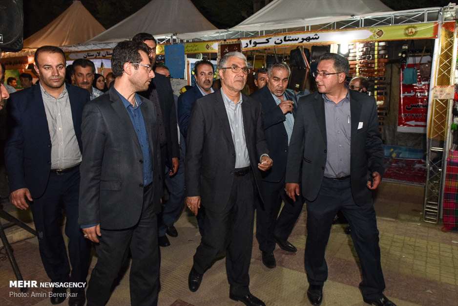 نمایشگاه توانمندی‌های روستاییان و عشایر استان فارس