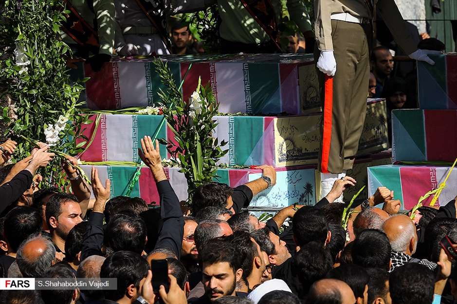 تشییع‎ پیکر ۱۳۵ شهید تا بهشت