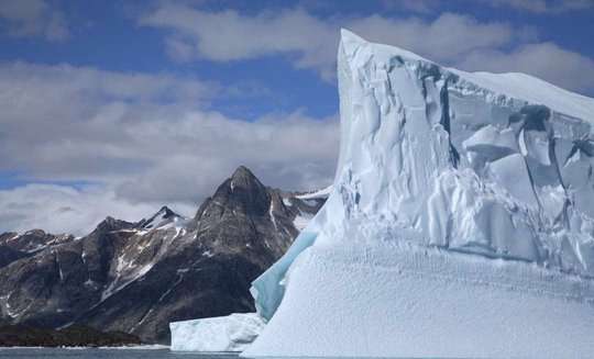 تصاویری از کوهای یخی 