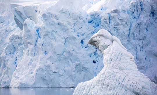 تصاویری از کوهای یخی 