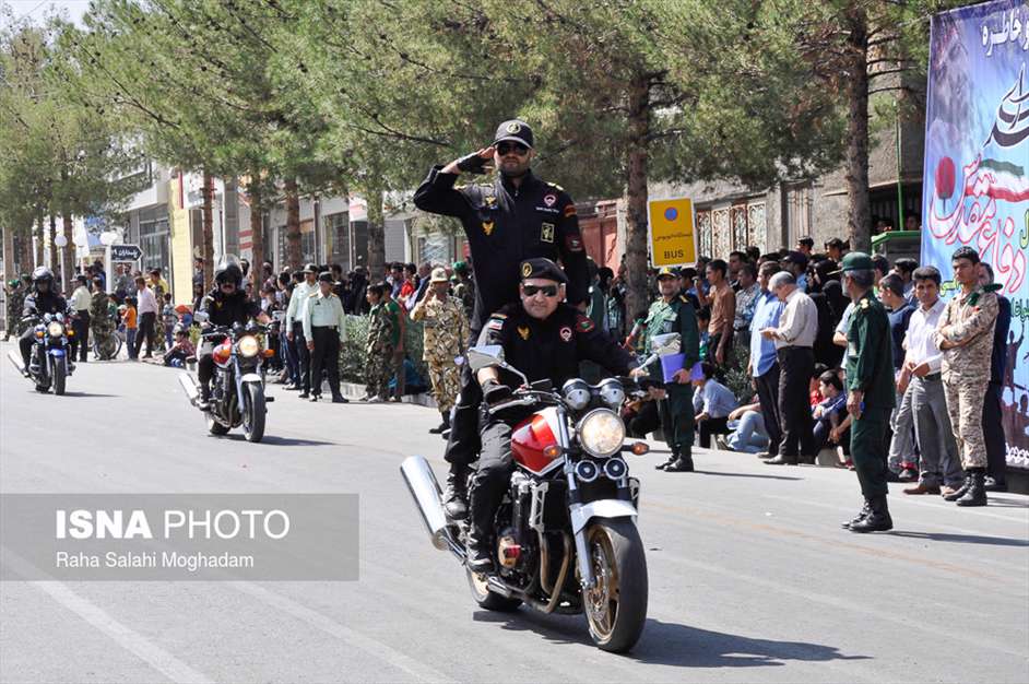 مراسم رژه نیروهای مسلح