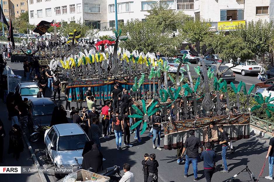 کاروان نمادین اسرای کربلا