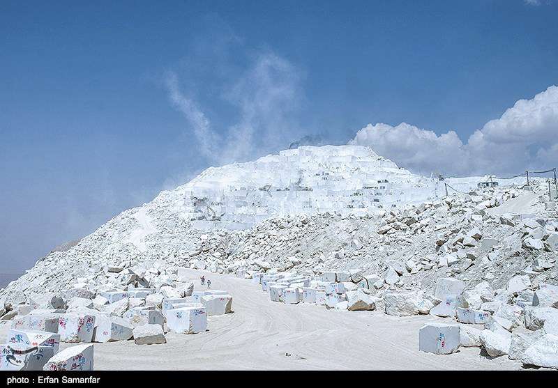 معدن سنگ مرمریت نی ریز 