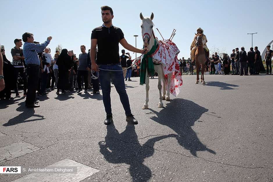 کاروان نمادین اسرای کربلا