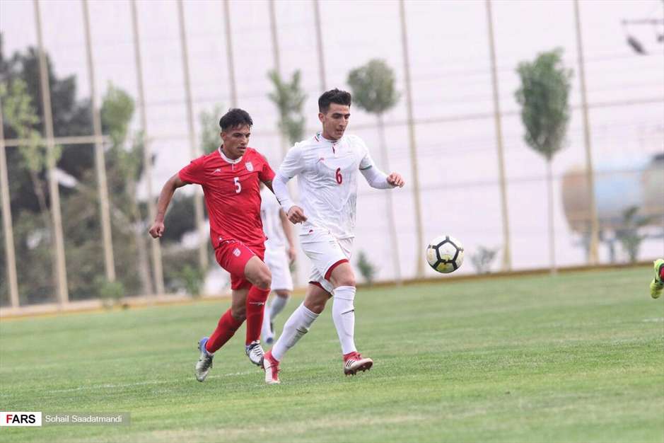 گزارش تصویری از فوتبال درون تیمی امیدها زیر نظر کرانچار