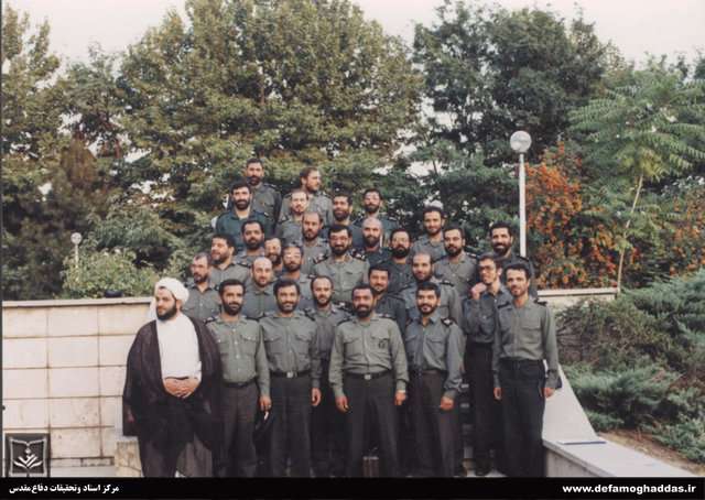 شهید همدانی فرمانده پیروز میدانهای نبرد بود شهید همدانی فرمانده پیروز میدانهای نبرد بود
