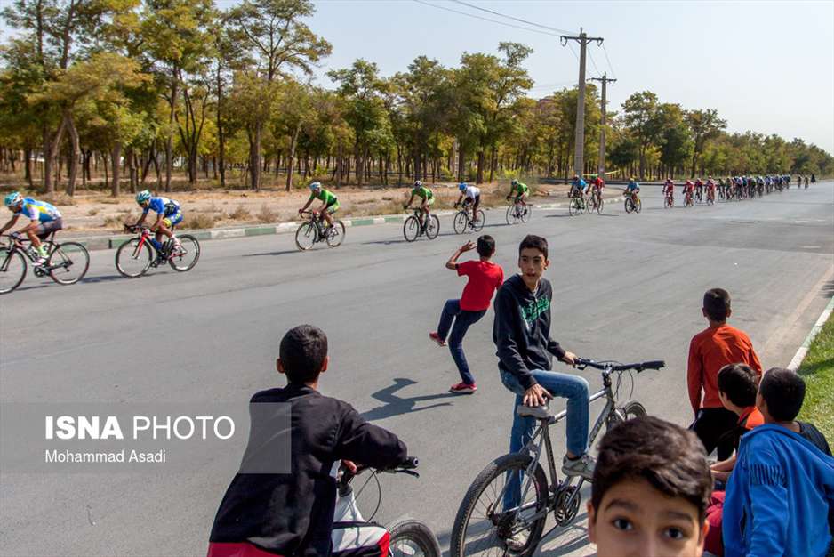 مسابقات سراسری دوچرخه سواری تور میلاد دو نور - اراک