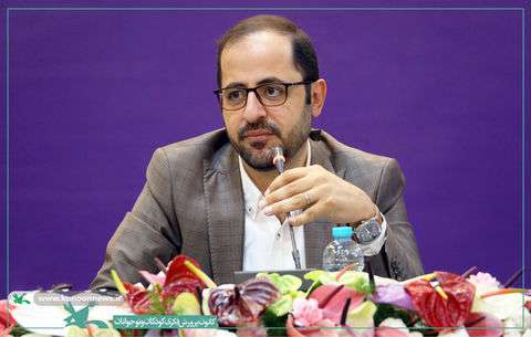 سرود، هنری فاخر و بیانکننده احساسهای جمعی و ملی است