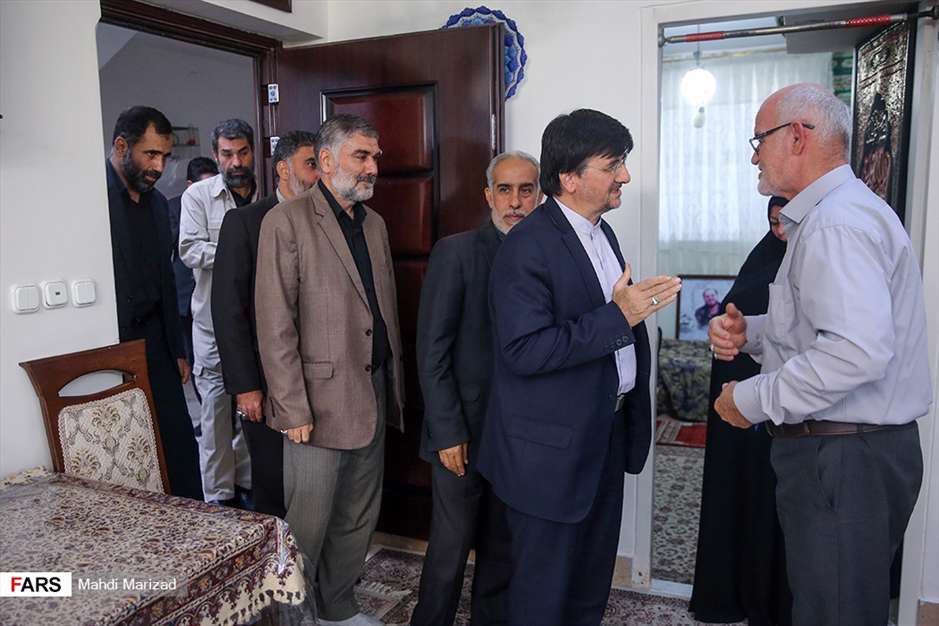 دیدار با خانواده مدافع حرم شهید نوید صفری