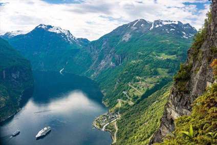 تصاویری از زیباترین آبدره جهان در نروژ 