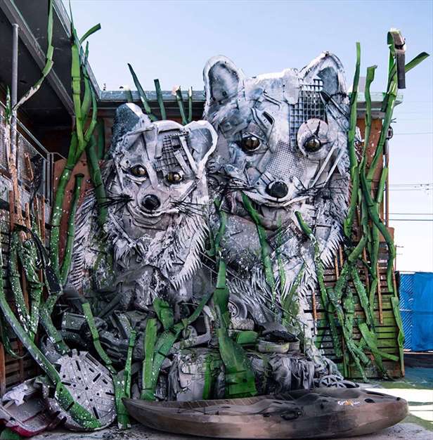 تبدیل زباله‌های ساحل به حیوانات غول‌پیکر! 