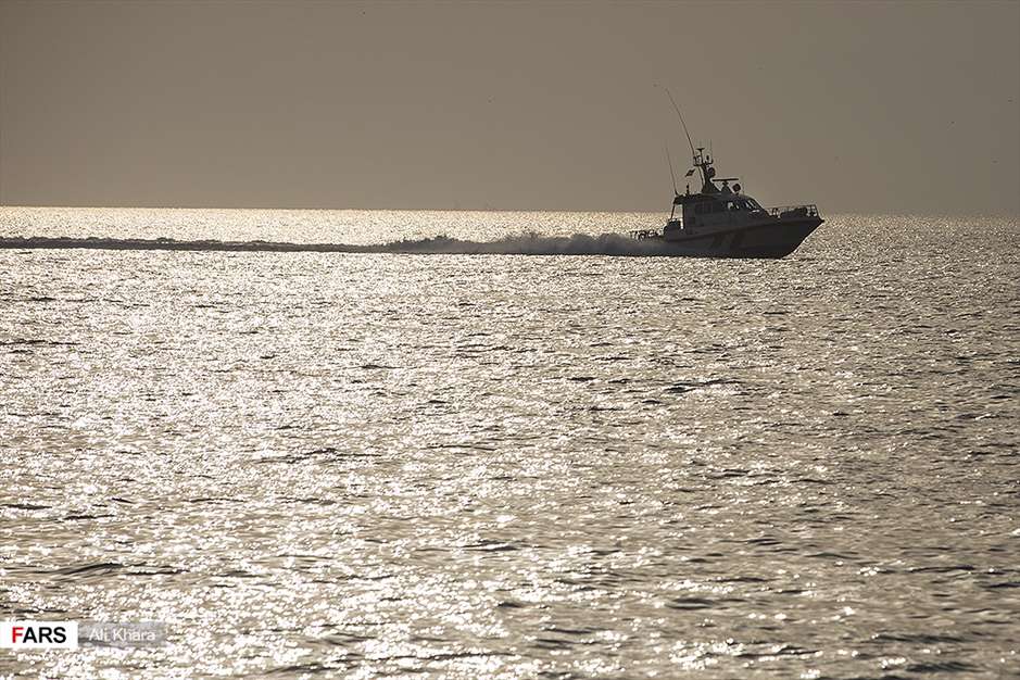 رژه بزرگ دریایی ارتش و سپاه در خلیج فارس