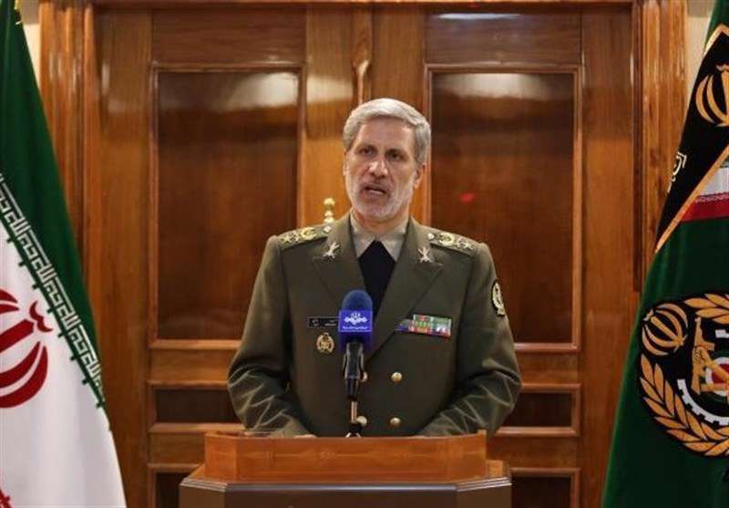 وزیر دفاع: آمریکا یاغیگری میکند وزیر دفاع: آمریکا یاغیگری میکند