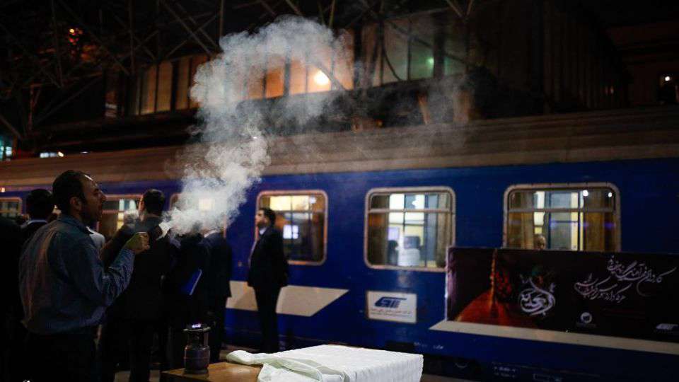  اعزام اولین گروه زائرین اربعین از راه آهن تهران 