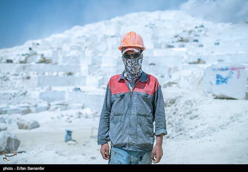 معدن سنگ مرمریت نی ریز 