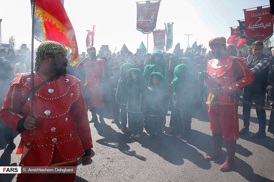 کاروان نمادین اسرای کربلا