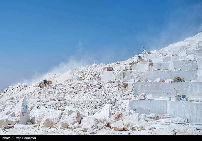 معدن سنگ مرمریت نی ریز 