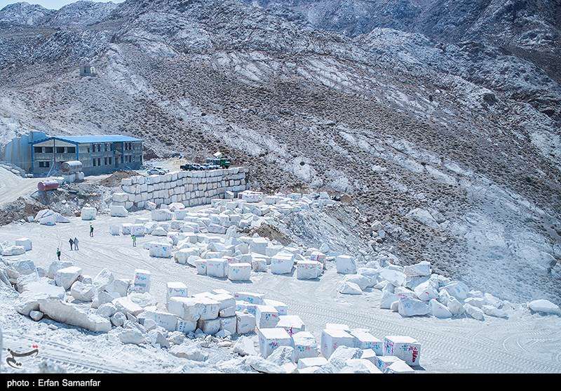 معدن سنگ مرمریت نی ریز 