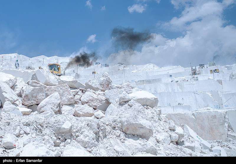 معدن سنگ مرمریت نی ریز 