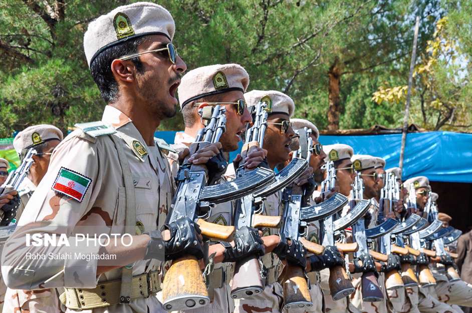 مراسم رژه نیروهای مسلح