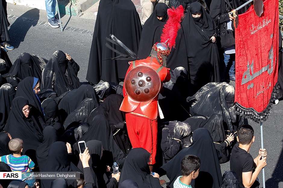 کاروان نمادین اسرای کربلا