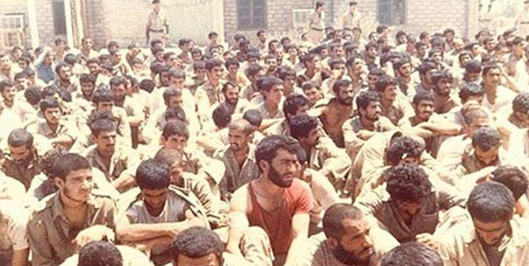 اقدام عجیب بعثی ها برای جلوگیری از عزاداری اسرا اقدام عجیب بعثی ها برای جلوگیری از عزاداری اسرا
