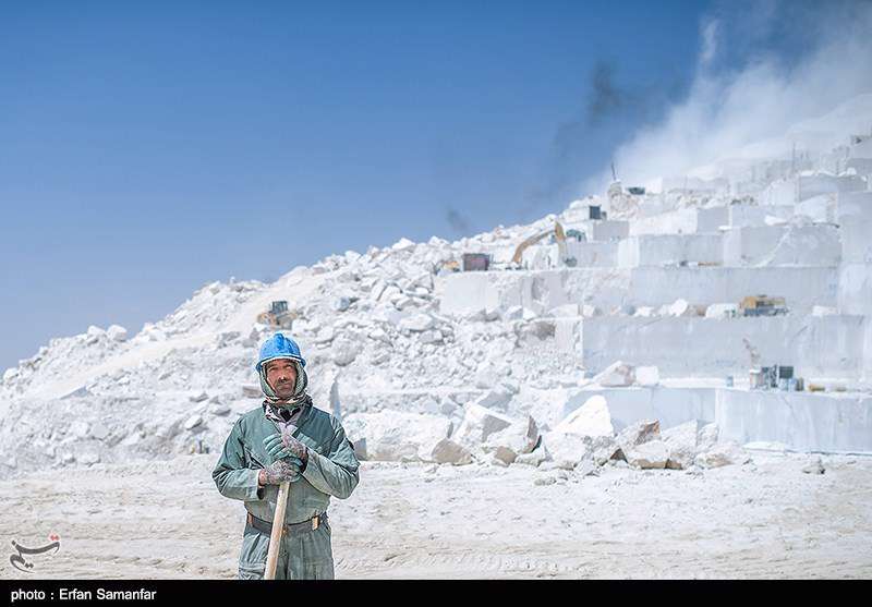 معدن سنگ مرمریت نی ریز 