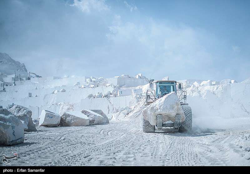 معدن سنگ مرمریت نی ریز 
