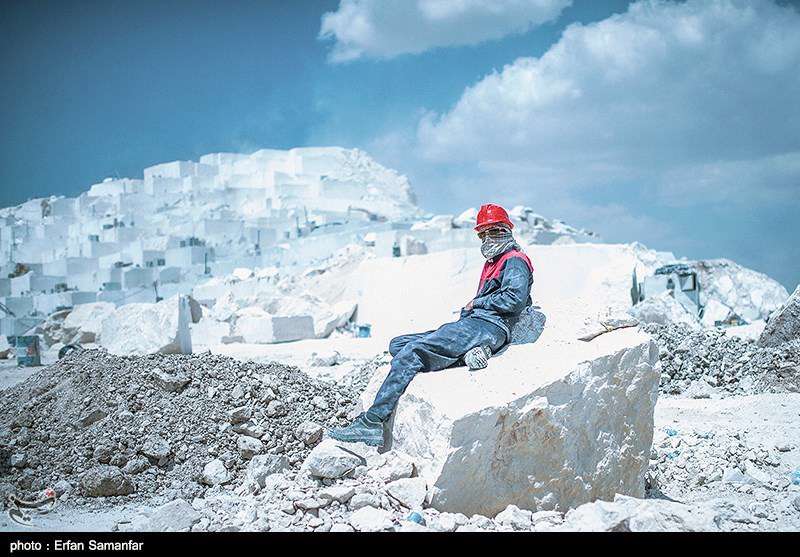 معدن سنگ مرمریت نی ریز 