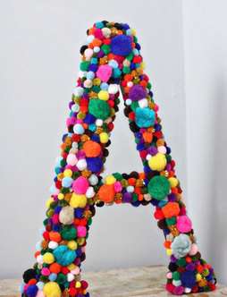 زینت‌بخش خانه ها با توپک‌های کاموایی 