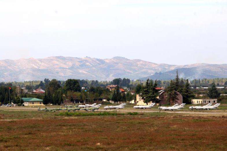 قبرستان جنگنده‌های قدیمی MIG شوروی 