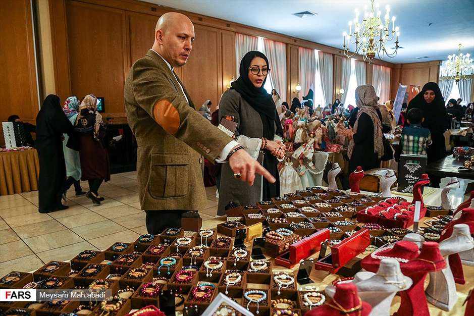 جشنواره غذا و صنایع دستی همسران دیپلمات‎ها