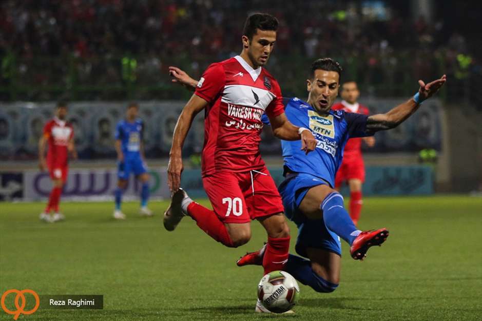 فوتبال نساجی مازندران و استقلال