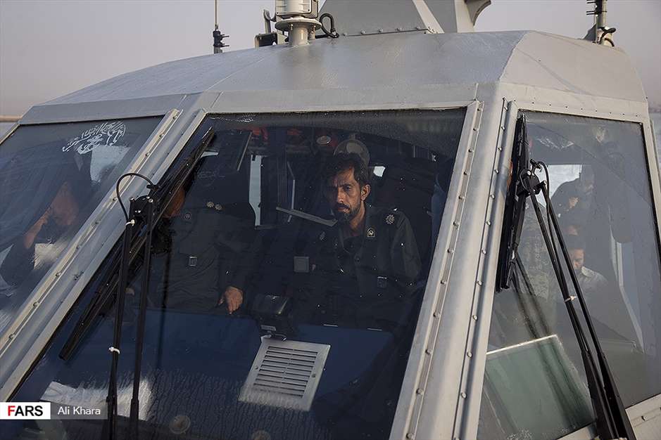 رژه بزرگ دریایی ارتش و سپاه در خلیج فارس