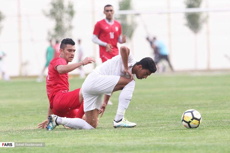 گزارش تصویری از فوتبال درون تیمی امیدها زیر نظر کرانچار